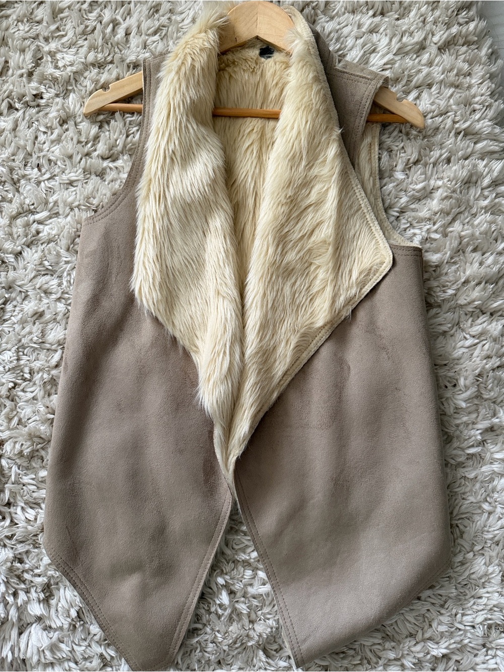 Sanctuary Taupe Suede Vest with Cream Faux-Fur Shawl Collar
